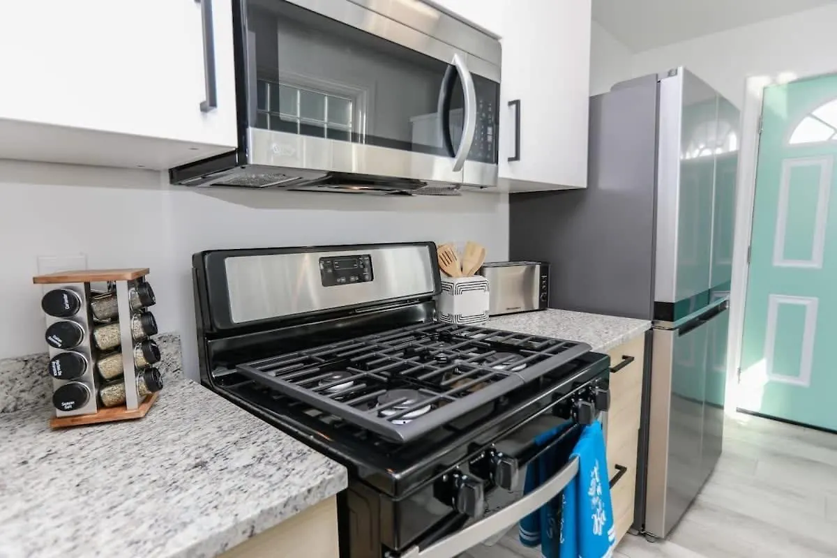 Sojourn Coastal Cottage 3 Br Norfolk