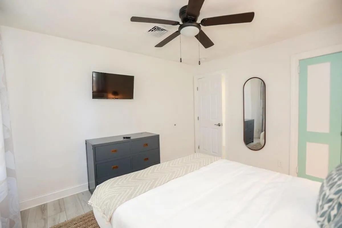 Holiday home Sojourn Coastal Cottage 3 Br Norfolk United States